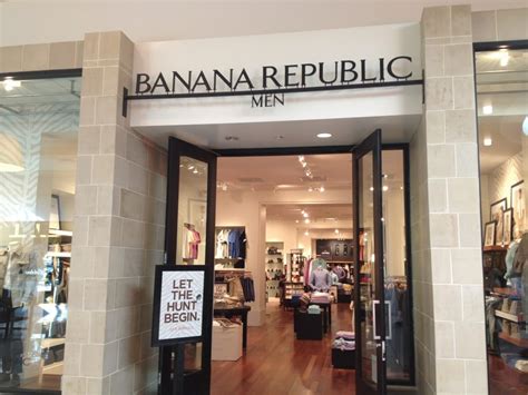 The Auburn Hills Banana Republic Factory store at 4630 Baldwin Rd is stocked with the modern, versatile apparel and accessories you love at an exceptional value. From covetable on-trend pieces to tailored performance styles, Banana Republic Factory provides an elevated selection of wear-everywhere women’s and men’s clothing—all designed ...